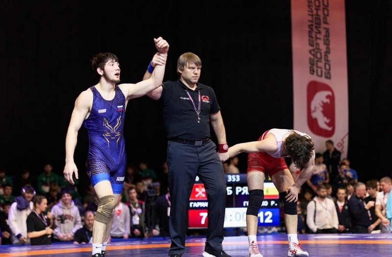 Руслан Головко